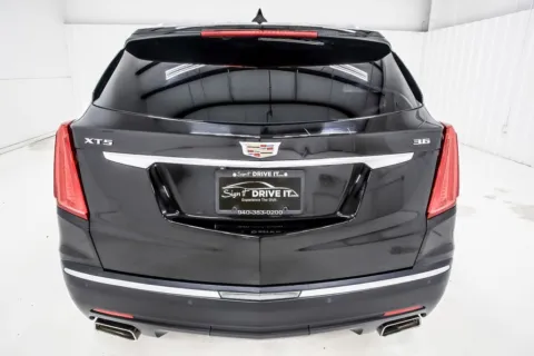 More photos of 2018 Cadillac XT5 at Sign It Drive It, TX