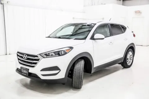 Photos of 2018 Hyundai Tucson SE for sale in Denton, TX at Sign It Drive It