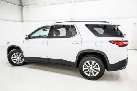 Another view of 2020 Chevrolet Traverse LT for sale in Denton, TX at Sign It Drive It