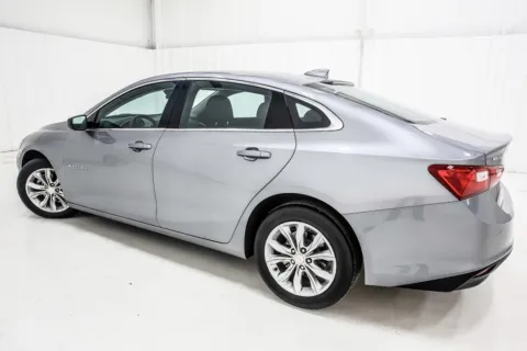 More photos of 2025 Chevrolet Malibu LT at Sign It Drive It, TX