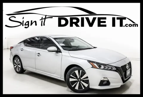 Silver 2020 Nissan Altima 2.5 SL for sale in Denton, TX