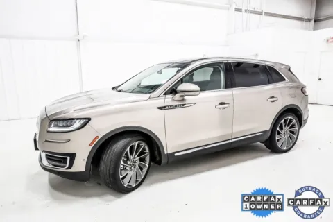 More photos of 2019 Lincoln Nautilus Reserve at Sign It Drive It, TX