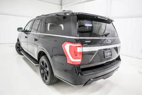 More photos of 2021 Ford Expedition Max XLT at Sign It Drive It, TX