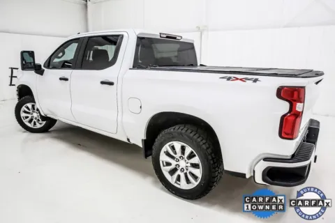 More photos of 2021 Chevrolet Silverado 1500 Custom at Sign It Drive It, TX