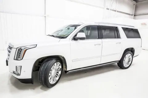 Another view of 2018 Cadillac Escalade ESV Platinum Edition for sale in Denton, TX at Sign It Drive It