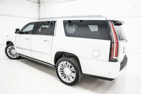 More photos of 2018 Cadillac Escalade ESV Platinum Edition at Sign It Drive It, TX