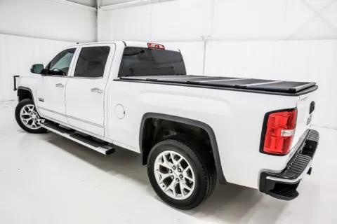 More photos of 2015 GMC Sierra 1500 SLT at Sign It Drive It, TX