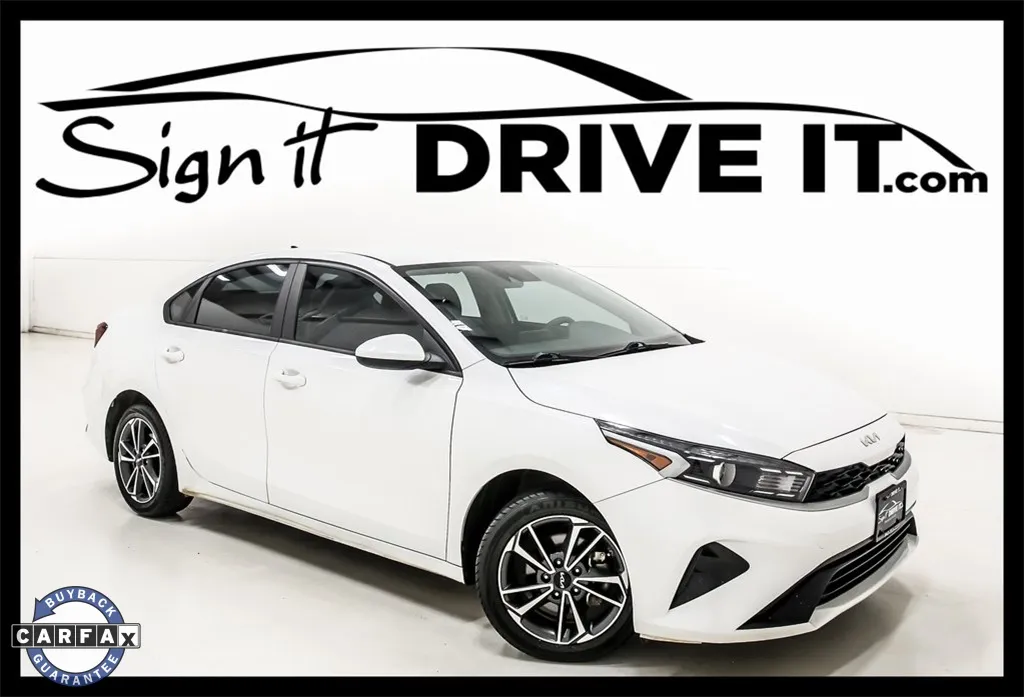 White 2022 Kia Forte LXS for sale in Denton, TX