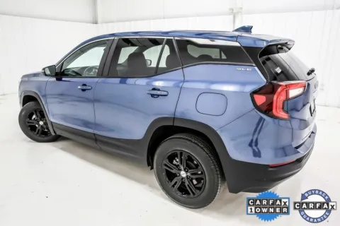 More photos of 2024 GMC Terrain SLE at Sign It Drive It, TX
