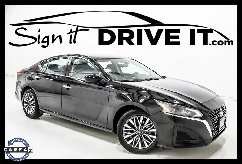 Black 2023 Nissan Altima 2.5 SV for sale in Denton, TX