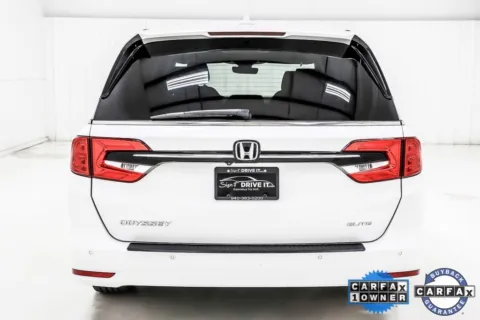 More photos of 2022 Honda Odyssey Elite at Sign It Drive It, TX