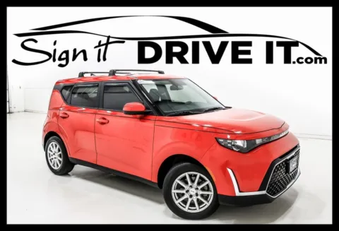 Red 2023 Kia Soul LX for sale in Denton, TX