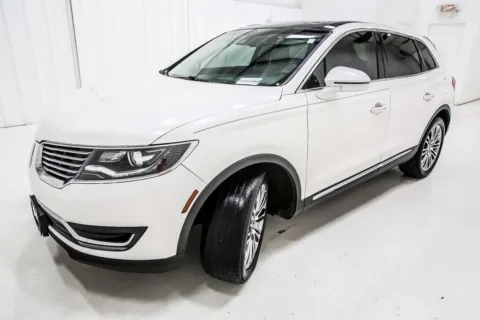Photos of 2016 Lincoln MKX Reserve for sale in Denton, TX at Sign It Drive It