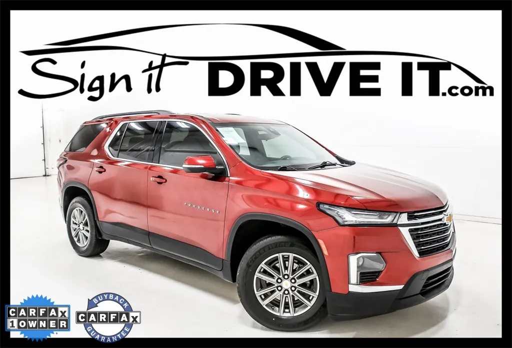 Red 2022 Chevrolet Traverse LT for sale in Denton, TX