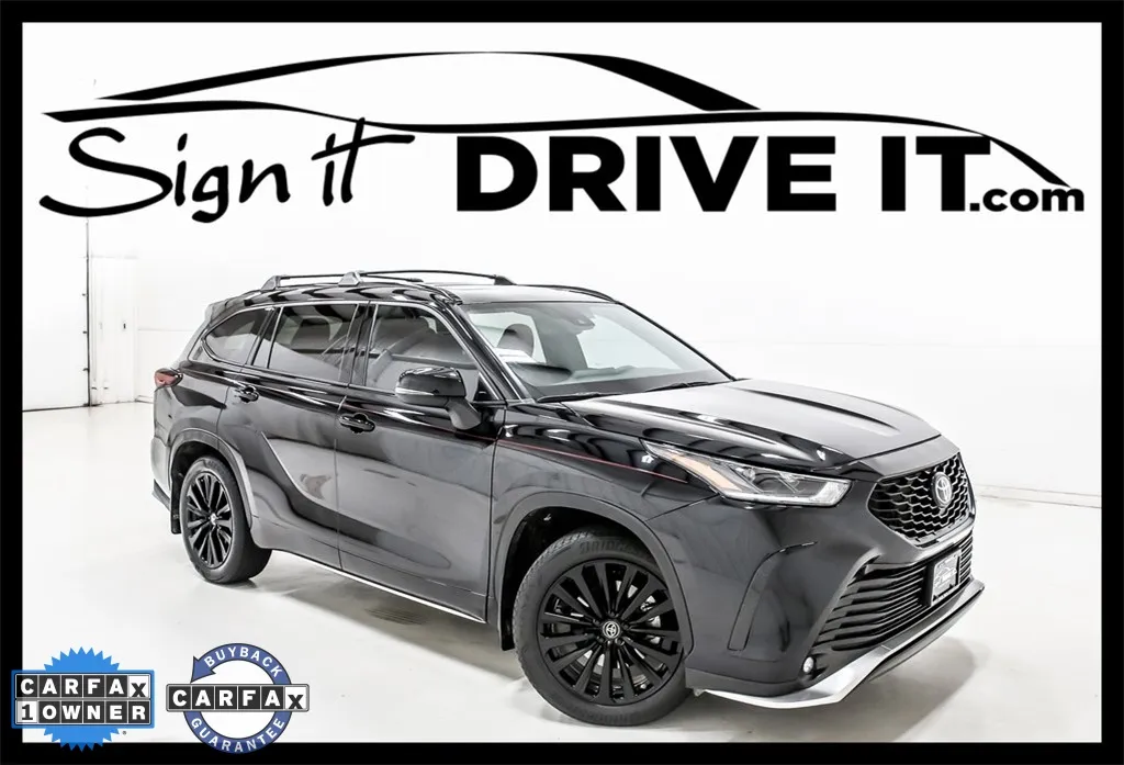 Black 2024 Toyota Highlander XSE for sale in Denton, TX