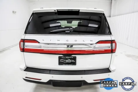 More photos of 2021 Lincoln Navigator Reserve at Sign It Drive It, TX