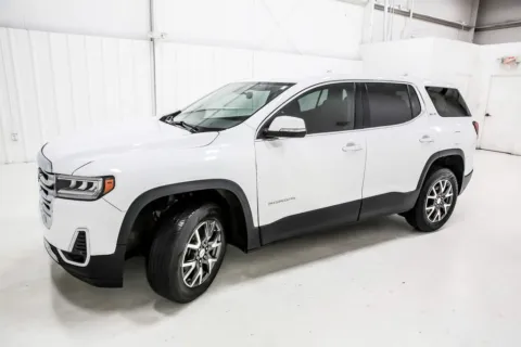 Another view of 2020 GMC Acadia SLE for sale in Denton, TX at Sign It Drive It