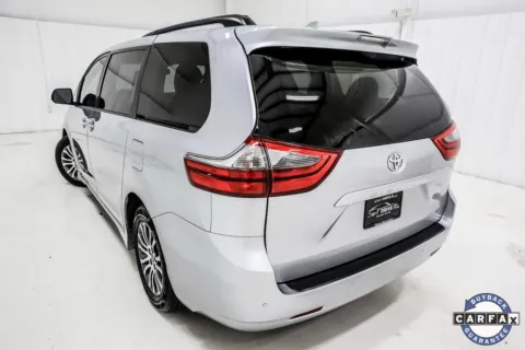 More photos of 2020 Toyota Sienna XLE at Sign It Drive It, TX