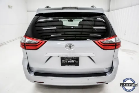 More photos of 2020 Toyota Sienna XLE at Sign It Drive It, TX