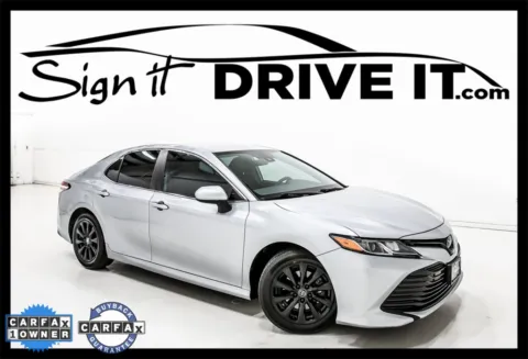 Silver 2019 Toyota Camry LE for sale in Denton, TX