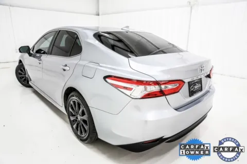 More photos of 2019 Toyota Camry LE at Sign It Drive It, TX