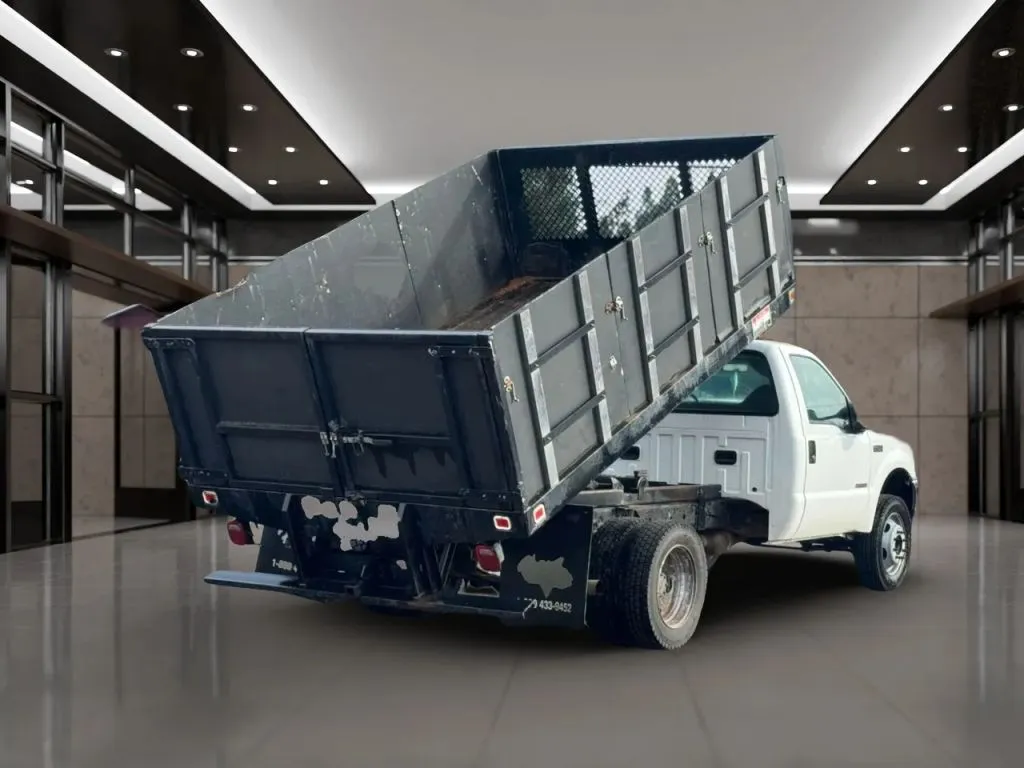 2003 Ford F-450's photo