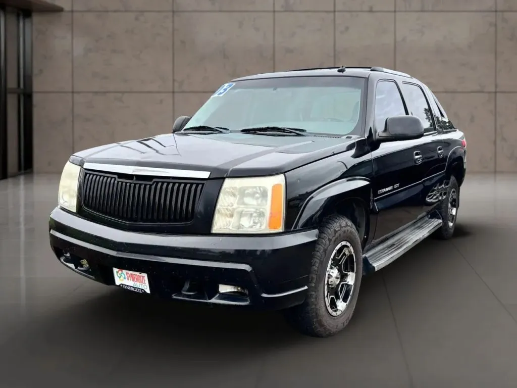 2003 Cadillac Escalade EXT Base's photo