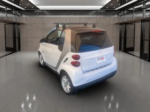 Another view of 2009 smart fortwo Passion Hatchback Coupe 2D for sale in Dallas, OR at Synergize Auto LLC