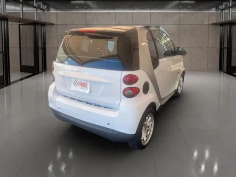 More photos of 2009 smart fortwo Passion Hatchback Coupe 2D at Synergize Auto LLC, OR