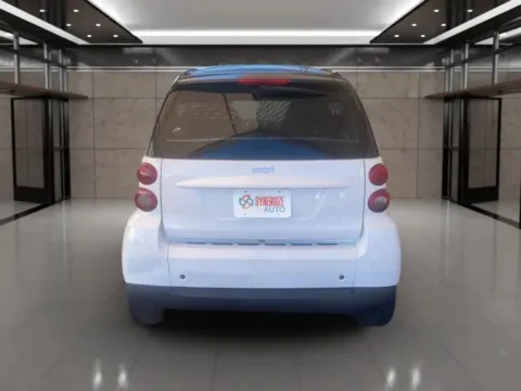 More photos of 2009 smart fortwo Passion Hatchback Coupe 2D at Synergize Auto LLC, OR