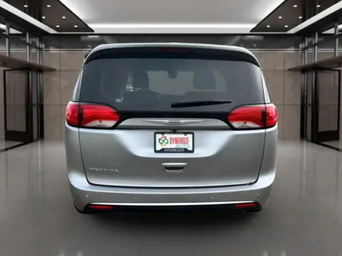 Photos of 2019 Chrysler Pacifica Touring L Minivan 4D for sale in Dallas, OR at Synergize Auto LLC