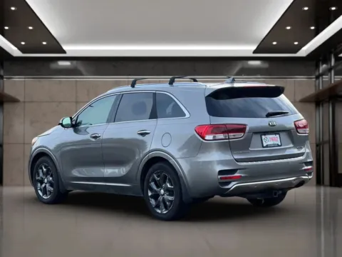 More photos of 2017 Kia Sorento SX Sport Utility 4D at Synergize Auto LLC, OR
