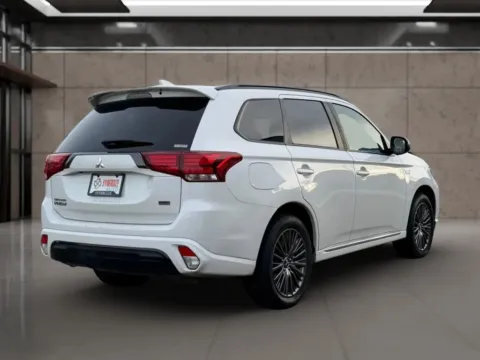More photos of 2022 Mitsubishi Outlander PHEV LE Sport Utility 4D at Synergize Auto LLC, OR