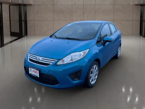 Blue 2013 Ford Fiesta SE Sedan 4D for sale in Dallas, OR