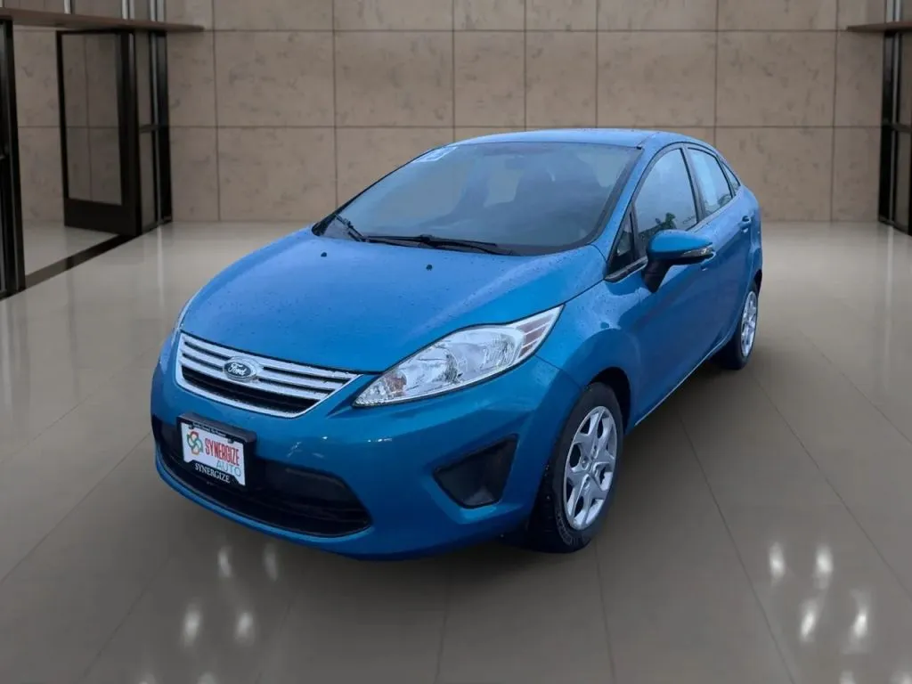 Blue 2013 Ford Fiesta SE Sedan 4D for sale in Dallas, OR