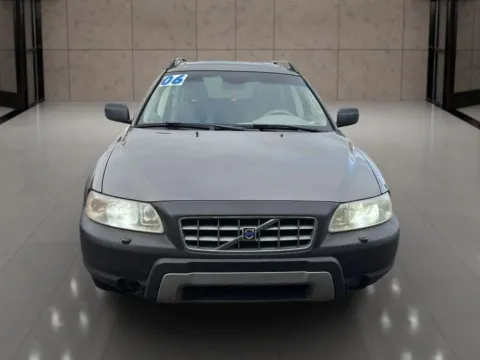 More photos of 2006 Volvo XC70 2.5T Wagon 4D at Synergize Auto LLC, OR