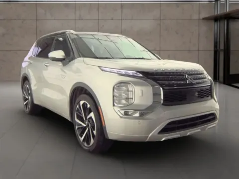 Silver 2025 Mitsubishi Outlander PHEV SEL Black Edition Sport Utility 4D for sale in Dallas, OR