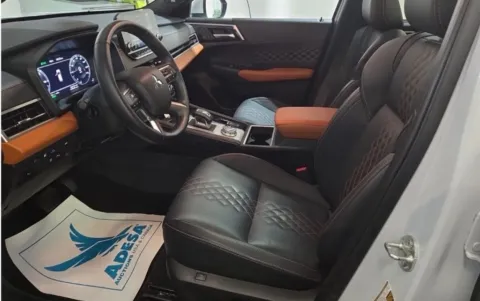 Another view of 2023 Mitsubishi Outlander PHEV SEL Sport Utility 4D for sale in Dallas, OR at Synergize Auto LLC