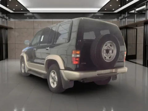 Another view of 1999 Isuzu Trooper S Sport Utility 4D for sale in Dallas, OR at Synergize Auto LLC