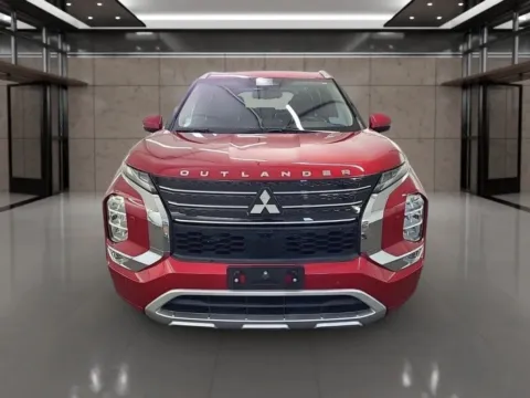 Another view of 2023 Mitsubishi Outlander PHEV SEL Sport Utility 4D for sale in Dallas, OR at Synergize Auto LLC