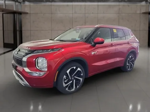 Photos of 2023 Mitsubishi Outlander PHEV SEL Sport Utility 4D for sale in Dallas, OR at Synergize Auto LLC