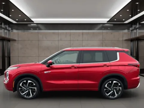 Photos of 2023 Mitsubishi Outlander PHEV SEL Sport Utility 4D for sale in Dallas, OR at Synergize Auto LLC