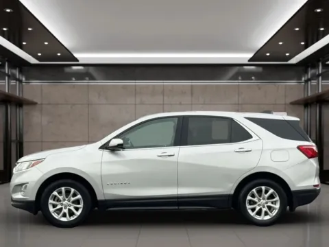 Photos of 2018 Chevrolet Equinox LT Sport Utility 4D for sale in Dallas, OR at Synergize Auto LLC