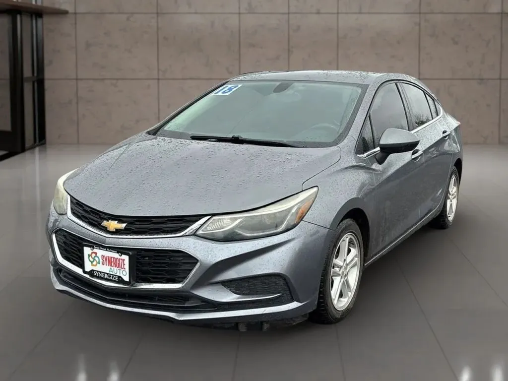 Red 2018 Chevrolet Cruze LT Sedan 4D for sale in Dallas, OR