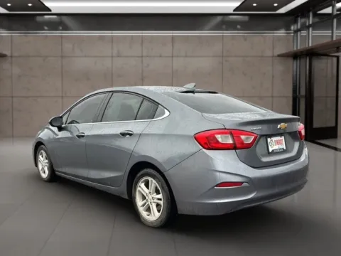 Another view of 2018 Chevrolet Cruze LT Sedan 4D for sale in Dallas, OR at Synergize Auto LLC