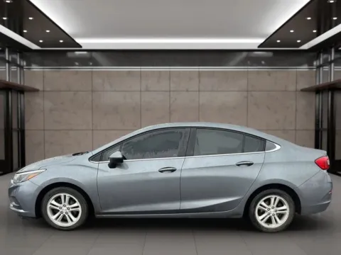 Photos of 2018 Chevrolet Cruze LT Sedan 4D for sale in Dallas, OR at Synergize Auto LLC