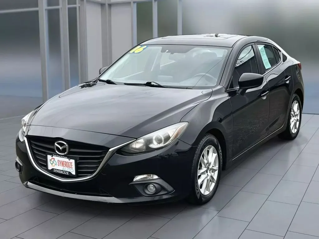 2016 MAZDA MAZDA3 i Touring Sedan 4D for sale in Dallas, OR