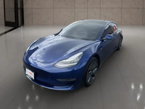 Blue 2020 Tesla Model 3 Standard Range Plus Sedan 4D for sale in Dallas, OR