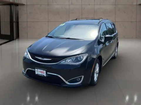 Silver 2017 Chrysler Pacifica Touring-L Minivan 4D for sale in Dallas, OR