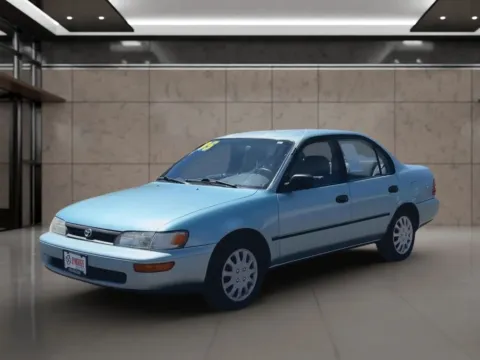 More photos of 1995 Toyota Corolla DX Sedan 4D at Synergize Auto LLC, OR